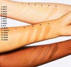 MAC Cosmetics Studio Fix Fluid Foundation - NC20 -Mac 1200x1125 25