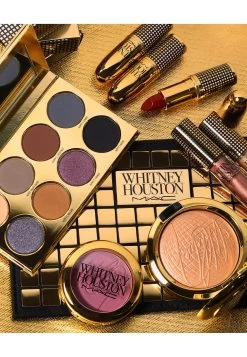 MAC Whitney Houston Lipstick Limited Edition - Lippenstift - Nippy'S Feisty Red -Mac 1401698dd4ca4919a832447b408cd365