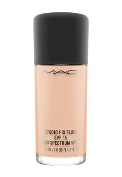 MAC Studio Fix Fluid Spf15 Foundation - Foundation - Nw 18