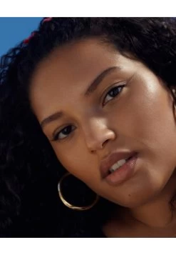 MAC Strobe Dewy Skin Tint - Getinte Dagcrème - Medium 1 -Mac 82b92f7744d946f1982650a30d127b0f