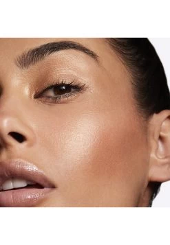 MAC Hyper Real Glow Palette - Highlighter - Shimmy Peach -Mac c5c9fa373bb24ee0abd163ddc87ba73d