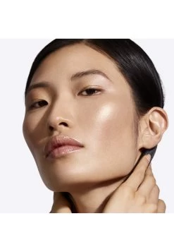 MAC Strobe Cream- Dagcrème - Goldlite -Mac cbdff4fb42f242279bd77431ab273554