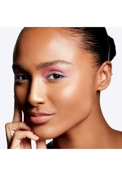 MAC Mineralize Skinfinish - Highlighter - Gold Deposit -Mac dd89bf5c30af438f9b2b2d1576f05024