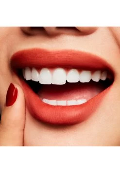 MAC Powder Kiss Liquid Lipcolour - Vloeibare Lippenstift - Devoted To Chili -Mac f0b7ecea7de44787ae01e8cefd5043d5